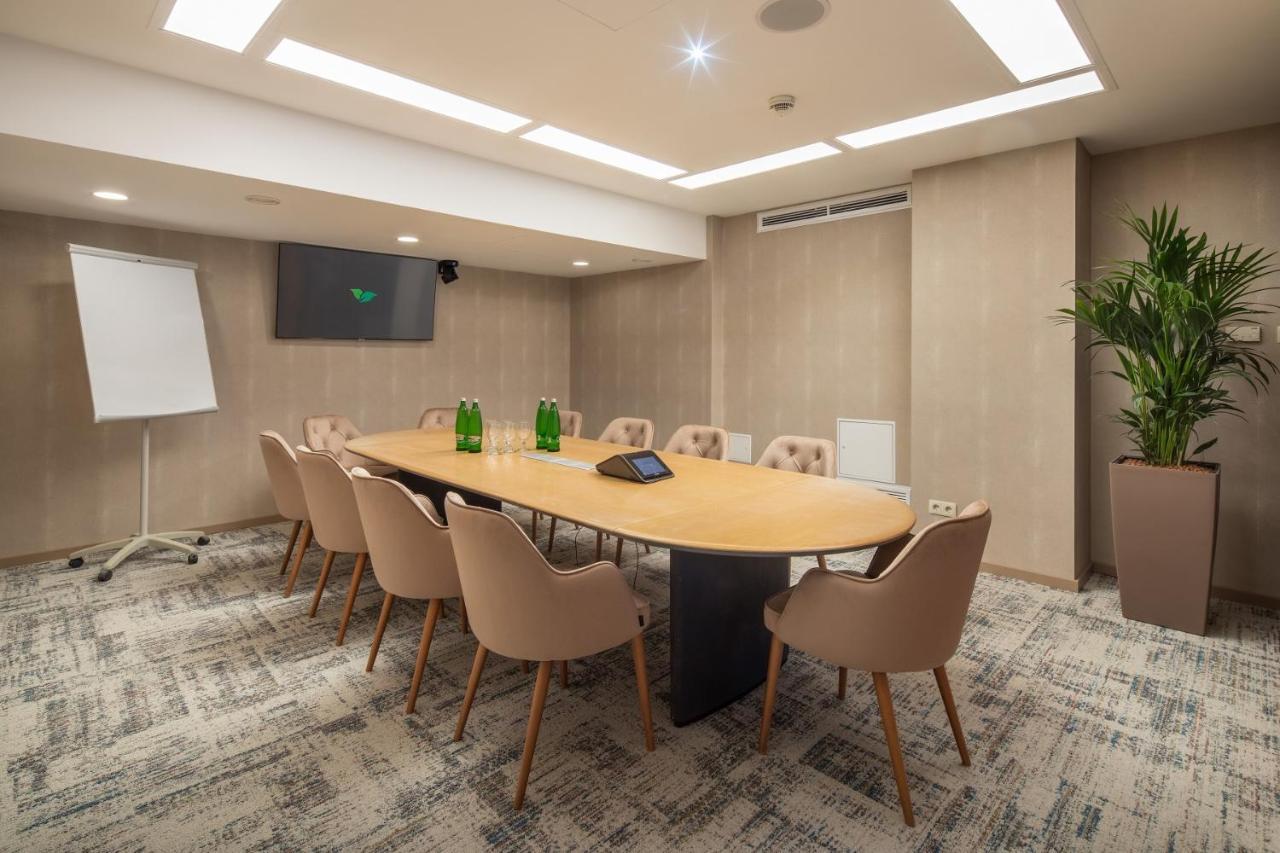 Greenfield Hotel Golf & Spa Buk Ngoại thất bức ảnh