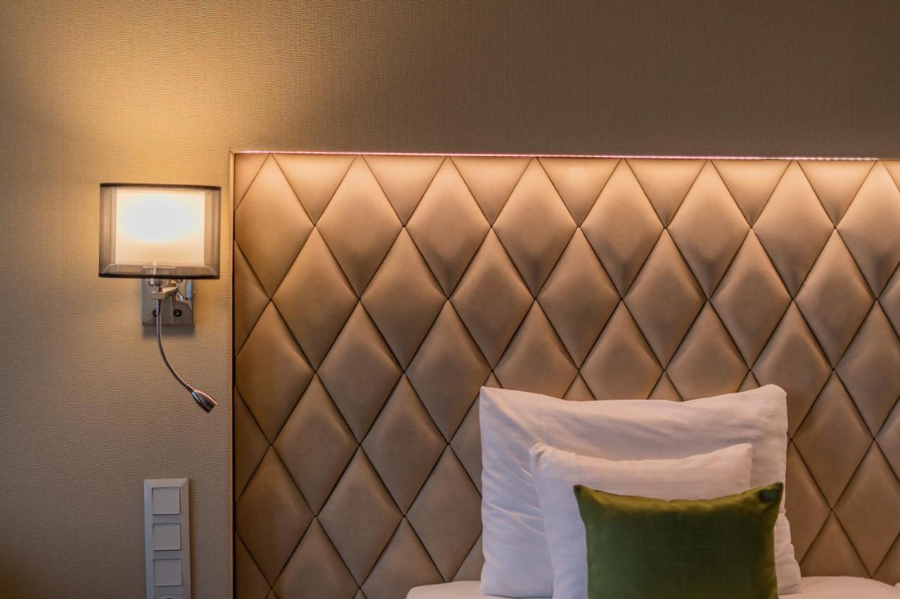 Greenfield Hotel Golf & Spa Buk Ngoại thất bức ảnh