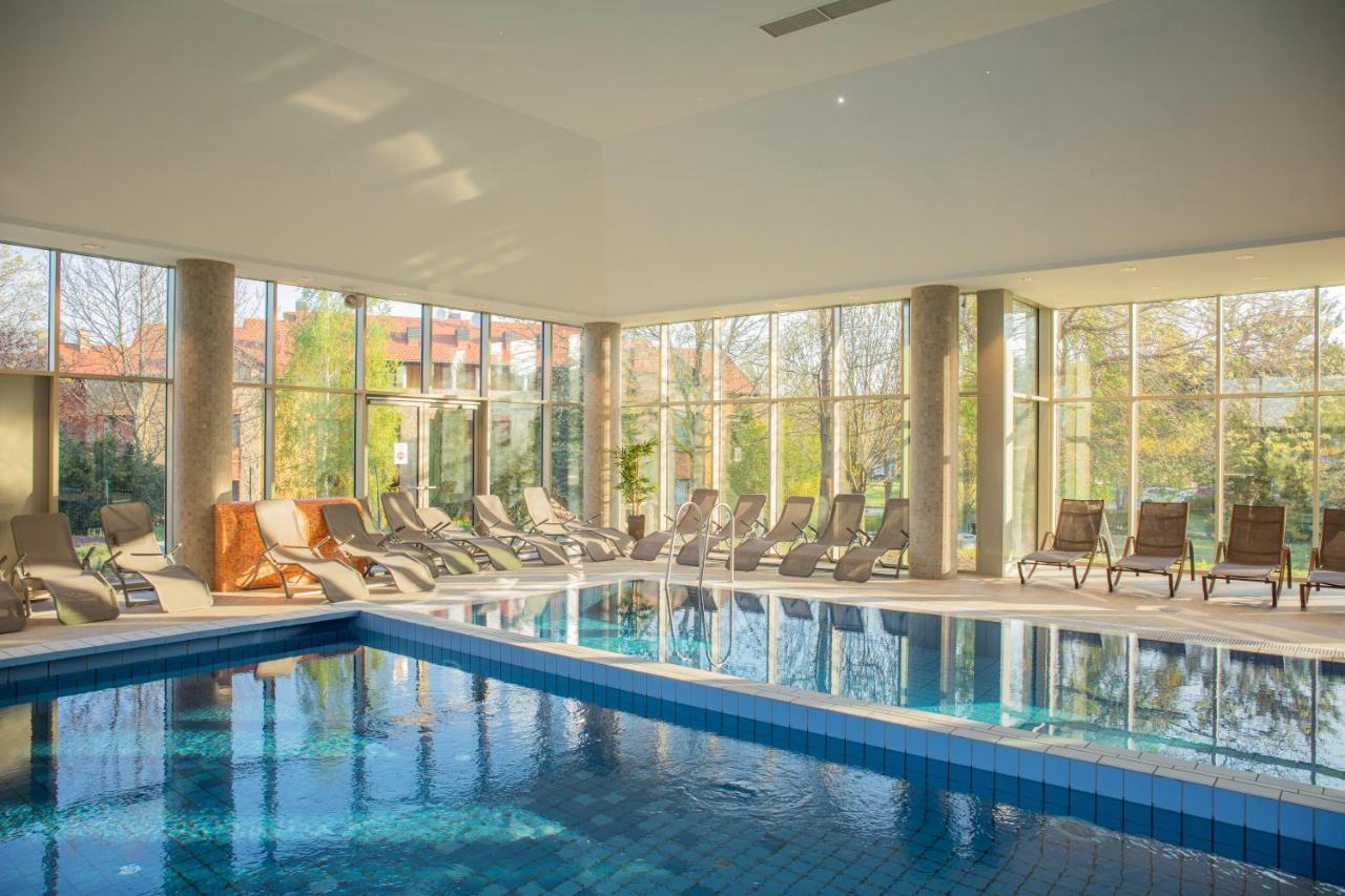 Greenfield Hotel Golf & Spa Buk Ngoại thất bức ảnh